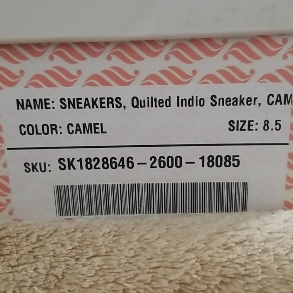 🔮NWT Fabletics Sneakers Quilted Indio Rose Gold - Picture 7 of 11